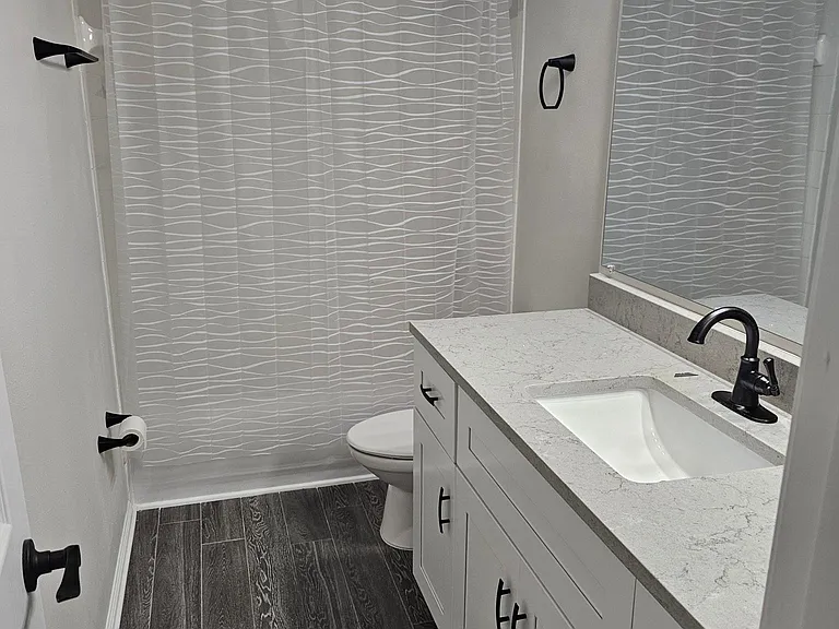 Upstairs Bathroom