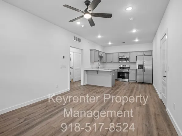 Bacardi on the Hill | Fayetteville Living, 1096 S Bacardi Ave #108, Fayetteville, AR 72701