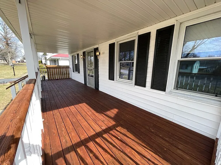 325 Webbmont Cir — Photo 3