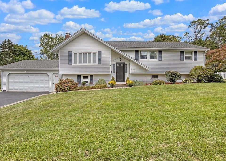 1st image of 24 Connelly Cir