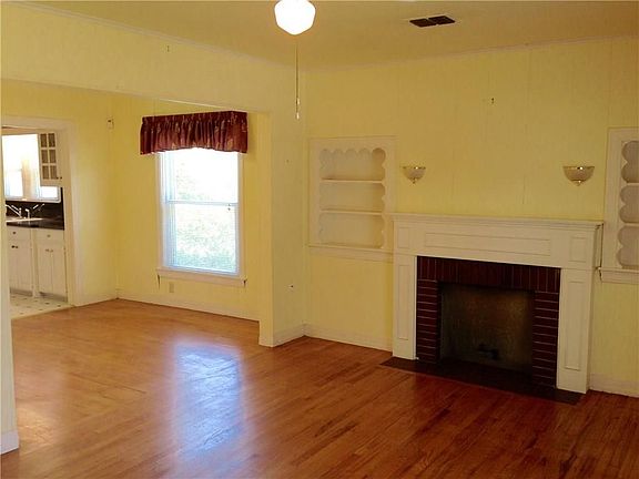 5th image of 502 S Waddill St