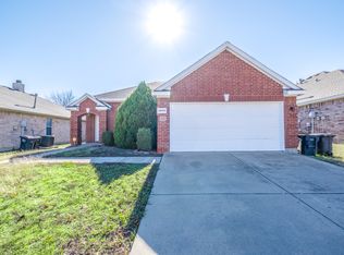 4849 Madyson Ridge Dr, Fort Worth, TX 76133