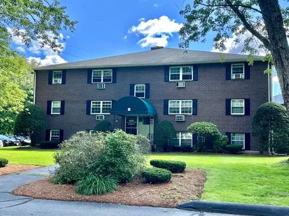 96 Richardson Rd #6B, North Chelmsford, MA 01863