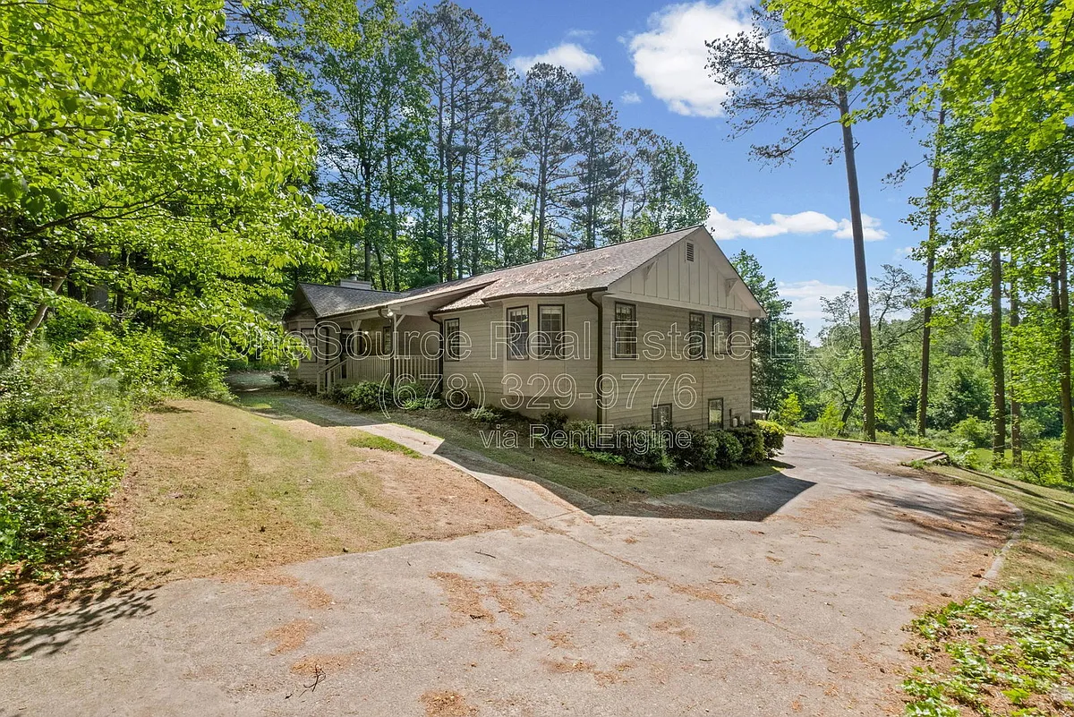 Building Photo - 195 Cross Brook Dr #A