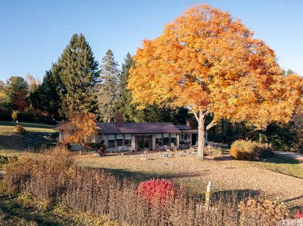 34 Allen Hill Road, Oxford, ME 04270