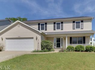 1530 Augusta Dr, Normal, IL 61761