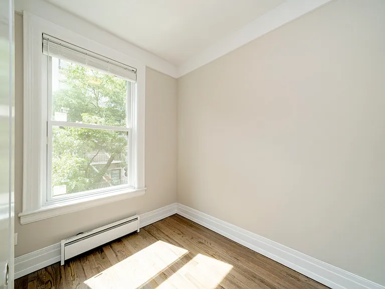 199 Prince St #9 — Photo 6