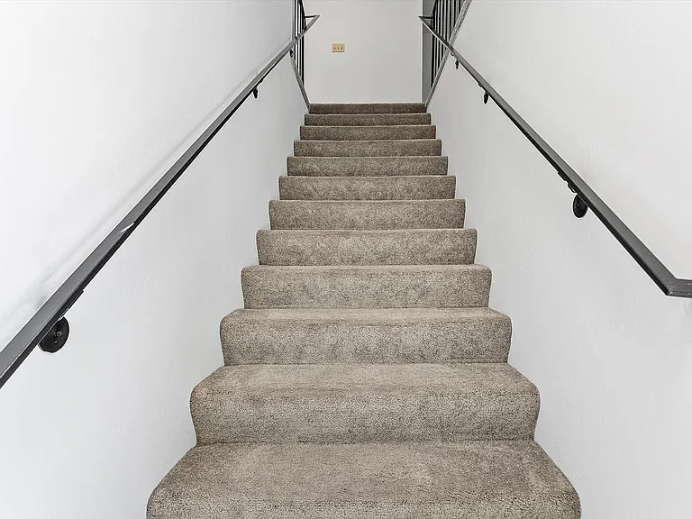 1504 Alameda Ave #D - 2 bedroom | 1 bathroom — Photo 3