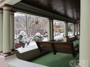 33 Maple Ave, Wheeling, WV 26003