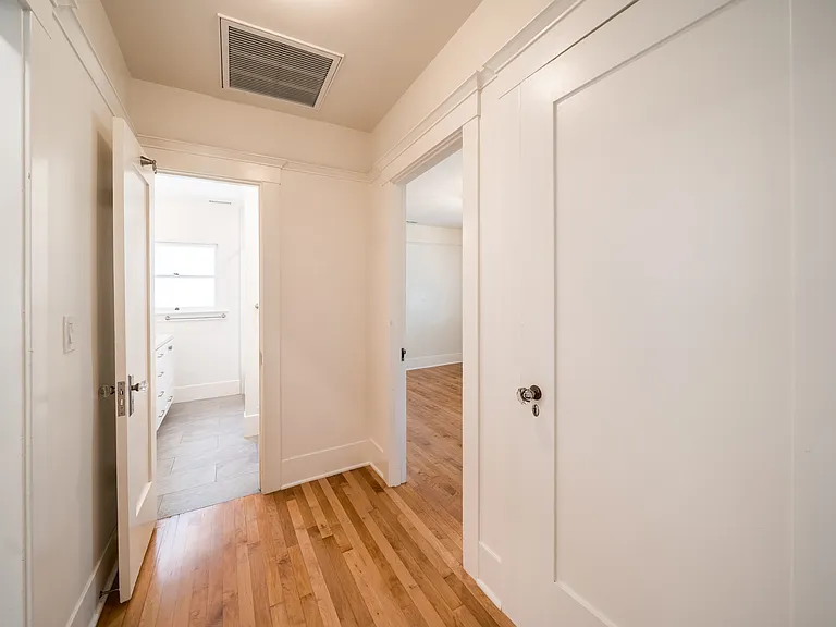 3924 Alameda Pl — Photo 17