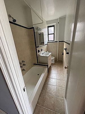 4th image of 8505 35th Ave APT 3E