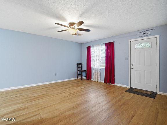 4th image of 1218 Kimberly Dr