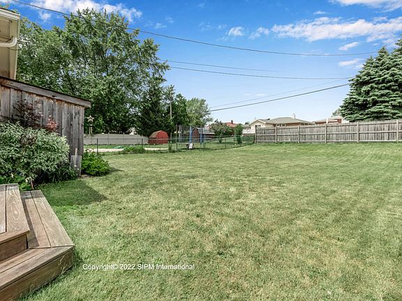 2nd image of 18 Sandra Dr