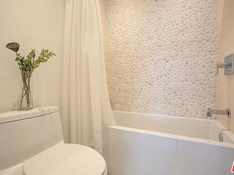 8145 Redlands St #106 — Photo 13