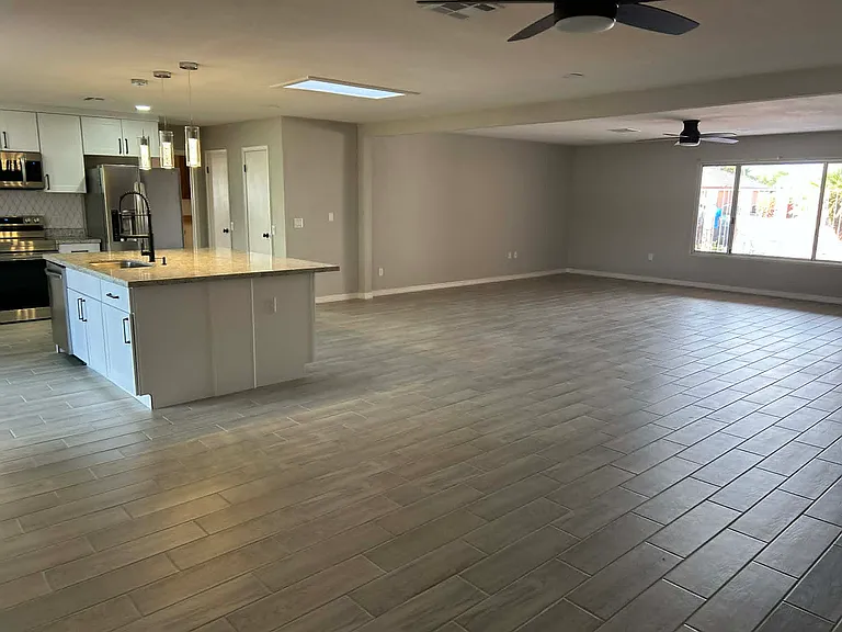12511 W Skylark Dr — Photo 4