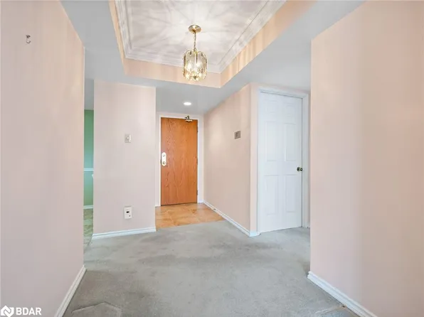 320 Mill St S #705, Brampton, ON L6Y 3V2