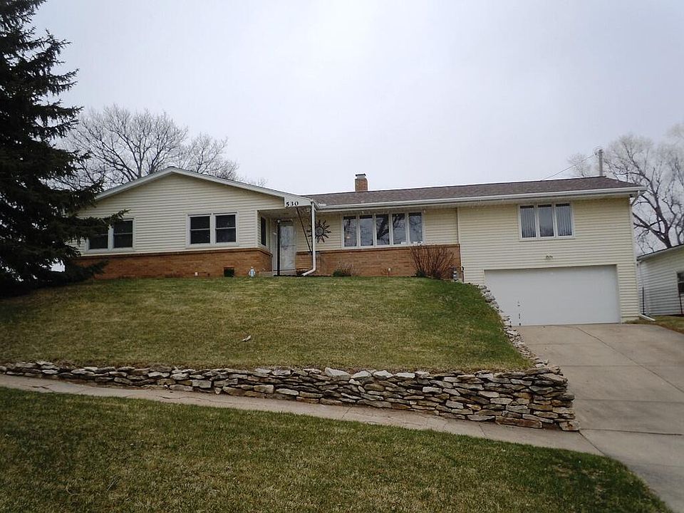 1st image of 530 N 4th St