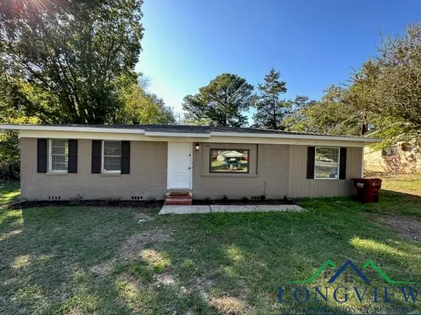 414 S Green St, Hallsville, TX 75650