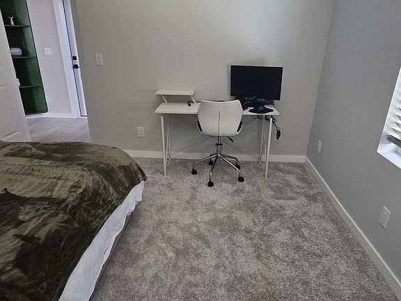 4th image of 8444 S Yukon St #1