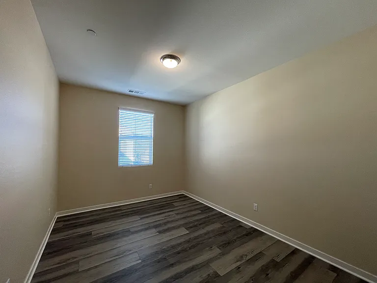 35808 Breckyn Ln — Photo 17