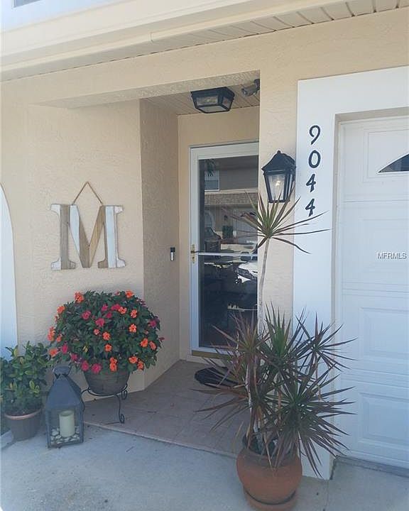 1st image of 9044 Antigua Dr