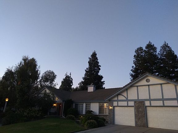 2nd image of 18858 Varden Dr