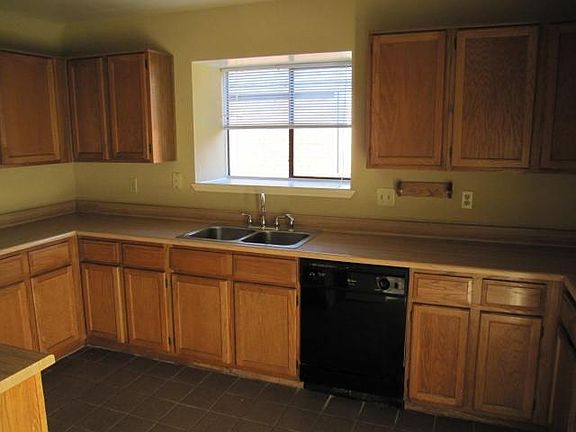 2nd image of 3622 Flagstone Ave