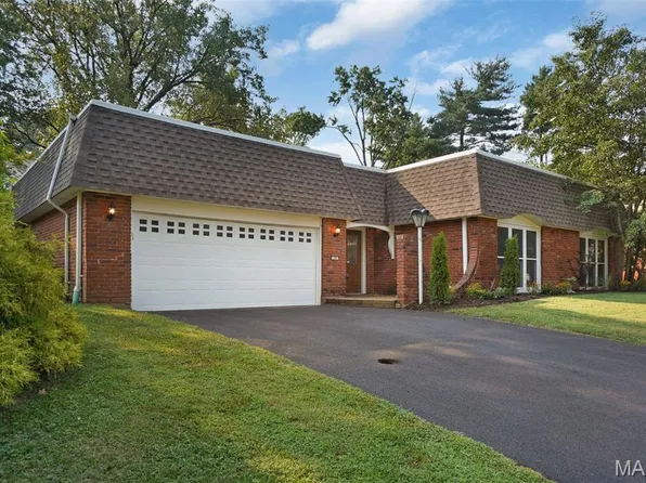 590 Arblay Pl, Ballwin, MO 63011