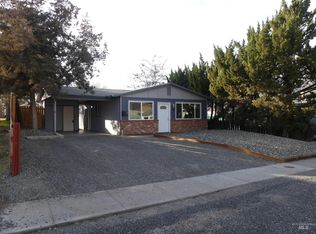 708 9th St, Clarkston, WA 99403