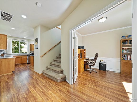 2nd image of 6127 80th Ave NE