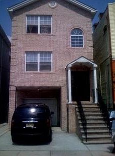 2nd image of 149 E Jersey St