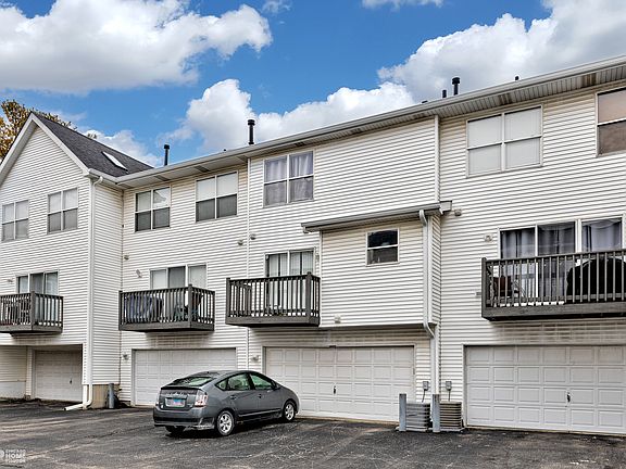 3rd image of 17437 Teton Ct