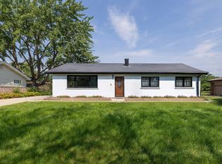 20 Maricopa Ln, Hoffman Estates, IL 60169