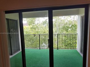 10161 W Sunrise Blvd APT 302, Fort Lauderdale, FL 33322