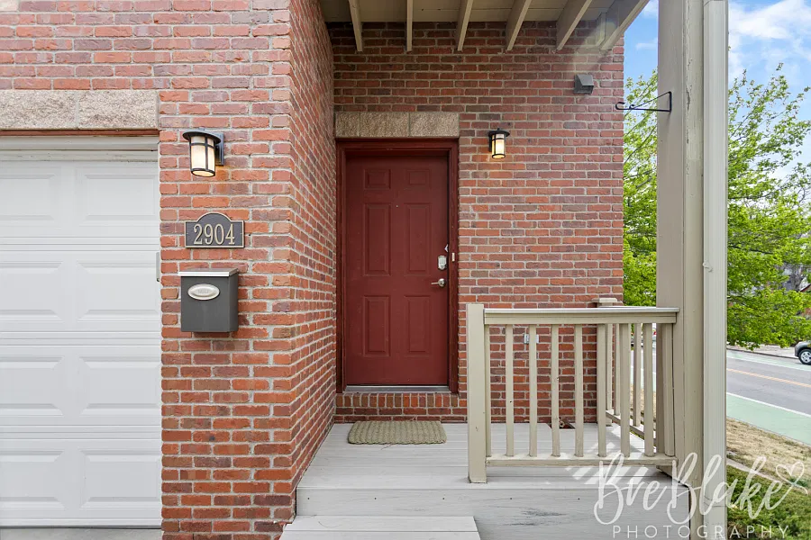 2904 Yates St — Photo 3