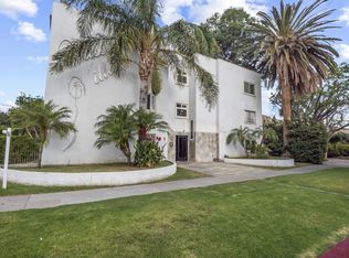 7254 Vassar Ave APT 101, Canoga Park, CA 91303