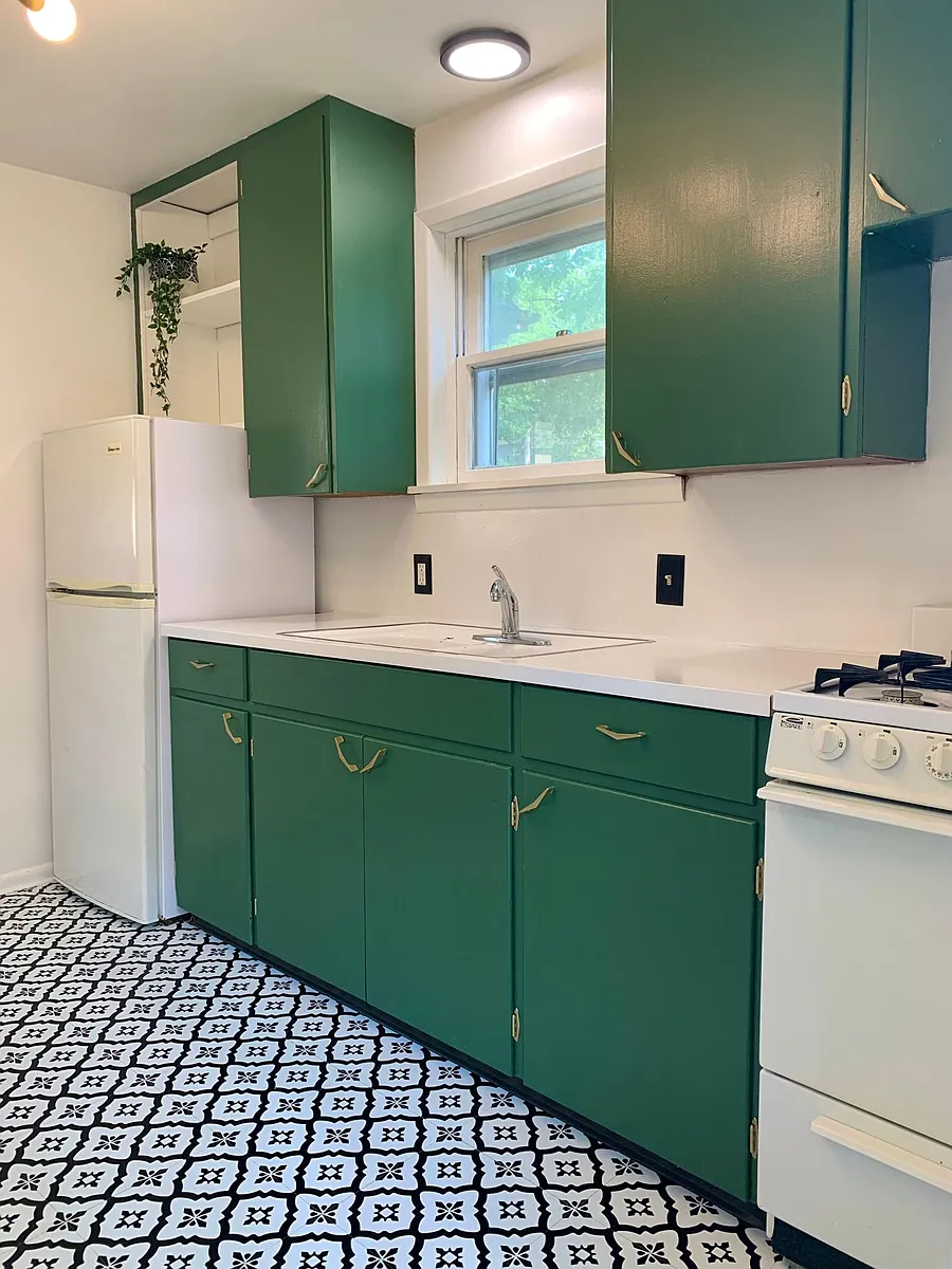 Building Photo - 1503 Fairchild Ave #4