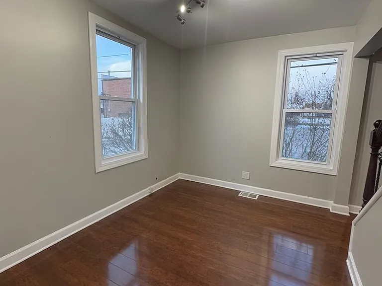 18320 Morris Ave — Photo 16