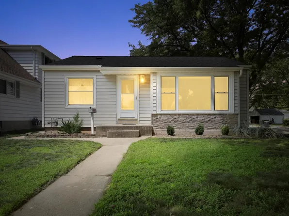 2201 South 109th STREET, West Allis, WI 53227