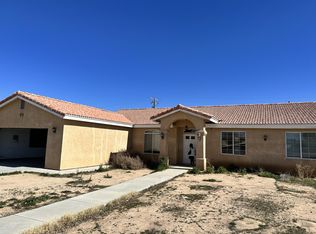 12823 Clallam Rd, Apple Valley, CA 92308