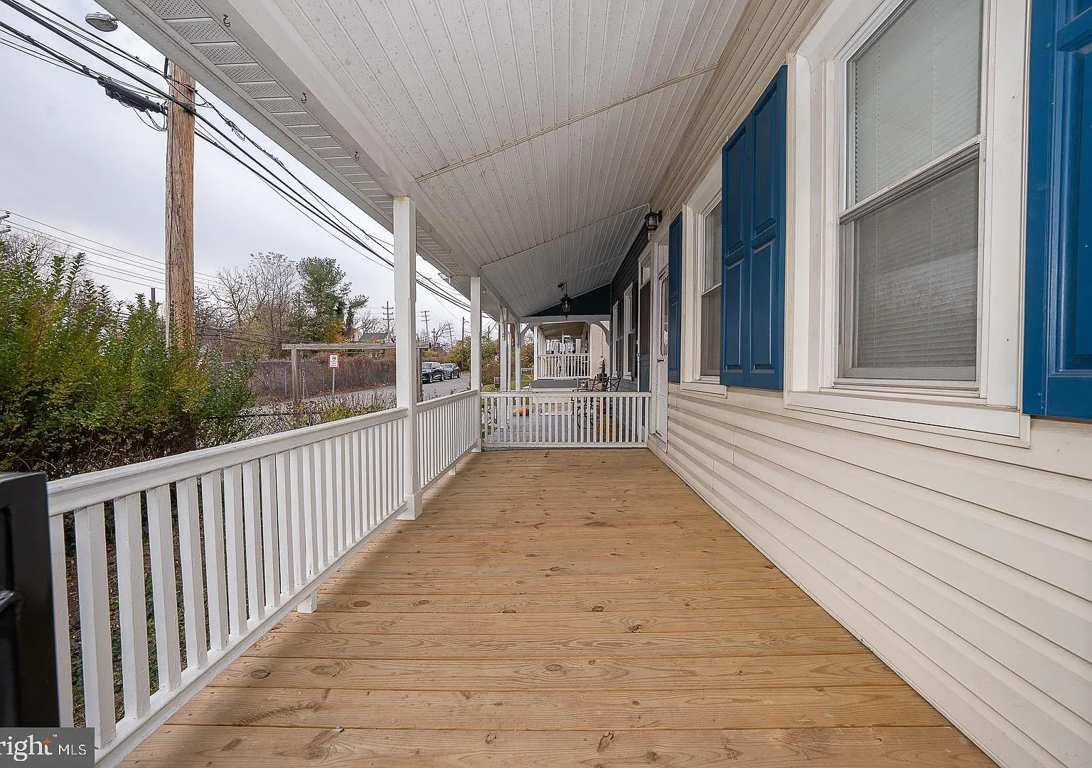 3 bed, 1.5 bath, 1548 sqft, $3,000 — Photo 2