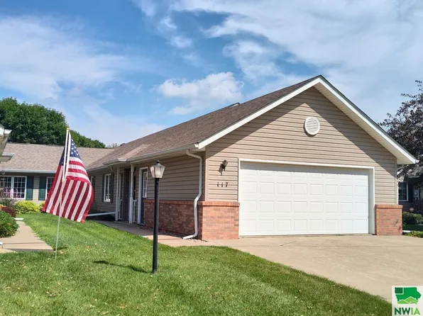 1335 4th Ave SE APT 117, Le Mars, IA 51031