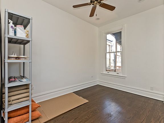 5th image of 850 W Oakdale Ave #2A