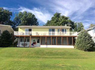 10468 N Grove Rd, Milford, IN 46542