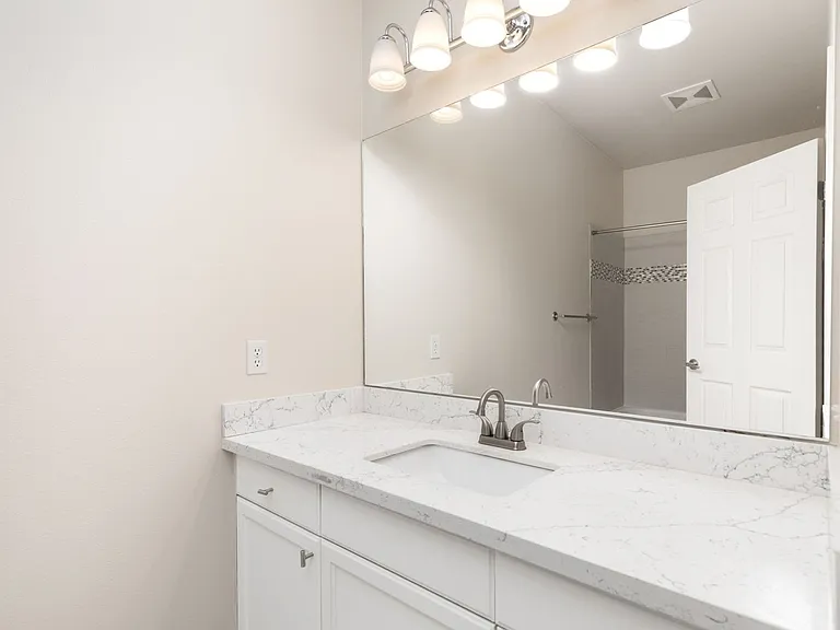 25235 SE Klahanie Blvd #N201 — Photo 7