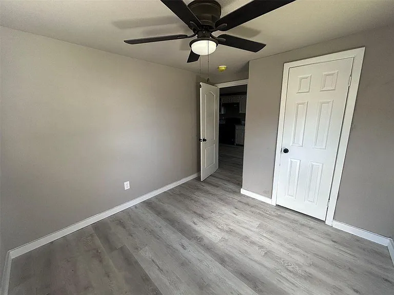 5734 Grant Ave — Photo 3