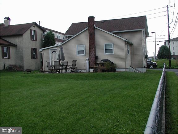 5th image of 39 W Thomas Ave