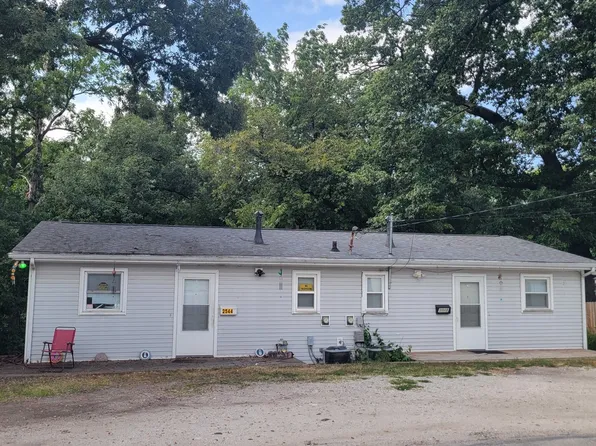 2542-2544 6th Street Ct, East Moline, IL 61244