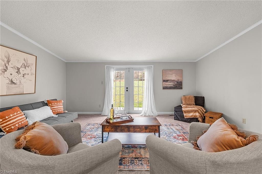 なさりー 1335 N Frazier Rd, Mebane, NC 27302 | Zillow