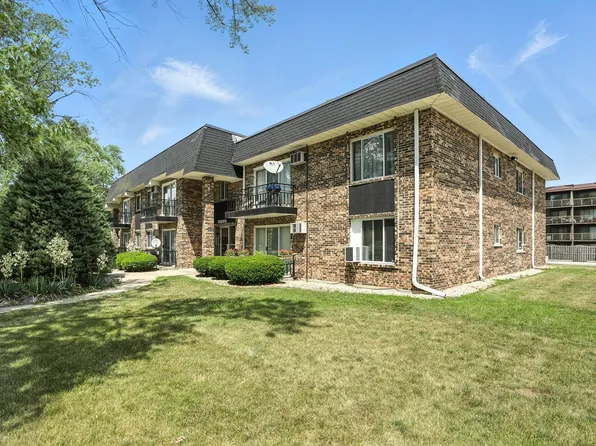 18205 Hart Dr APT 2B, Homewood, IL 60430